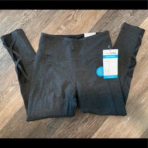 Marika Cropped Leggings